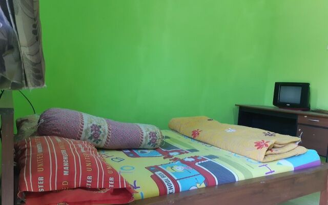 Oyo 2365 Griya Kost Mendut