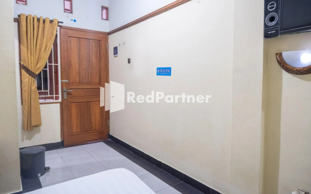 OYO 3892 Athaya Guesthouse Syariah