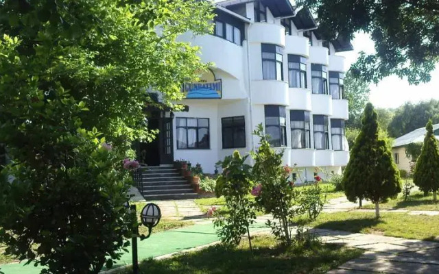 Gunbatımı Hotel