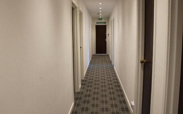 Red Lion Hotel