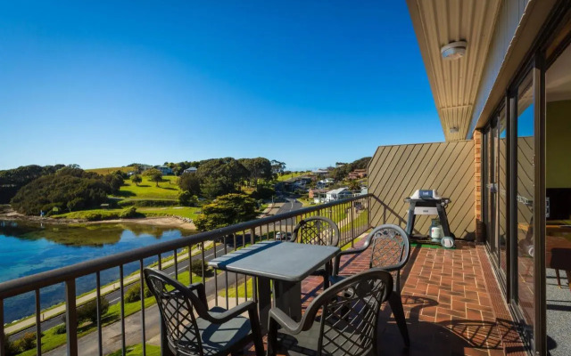 Pacific Pines Unit 6