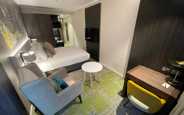 Mercure Auckland Queen Street