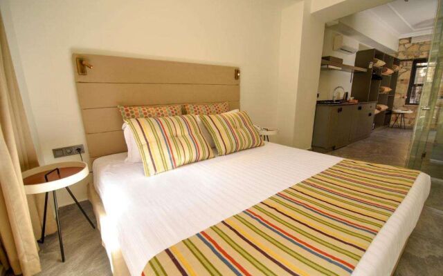 Lovely Garden Flat with Patio near Hadrian&apos;s Gate