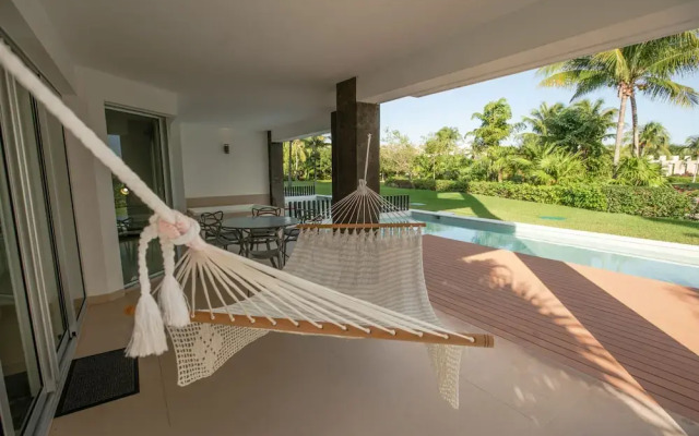 Casa Azul With Private Pool 2 Bedroom Condo by RedAwning