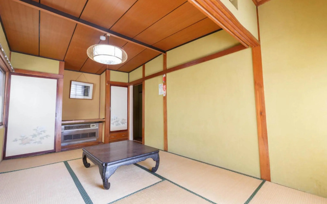 柏屋旅館＜シェアハウス&ゲストハウス＞ – Guest Rooms – Saku