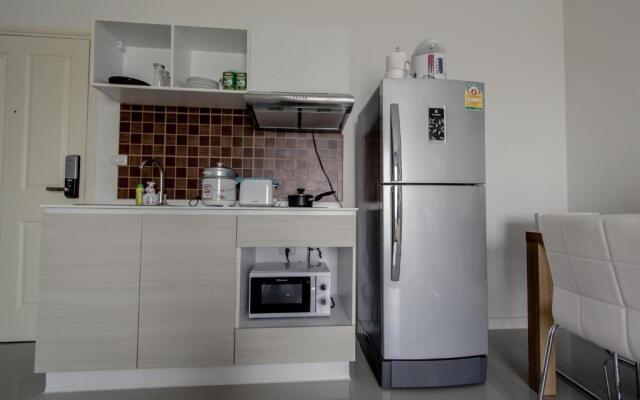 Baan Kiang Fah Apartment by Patcha