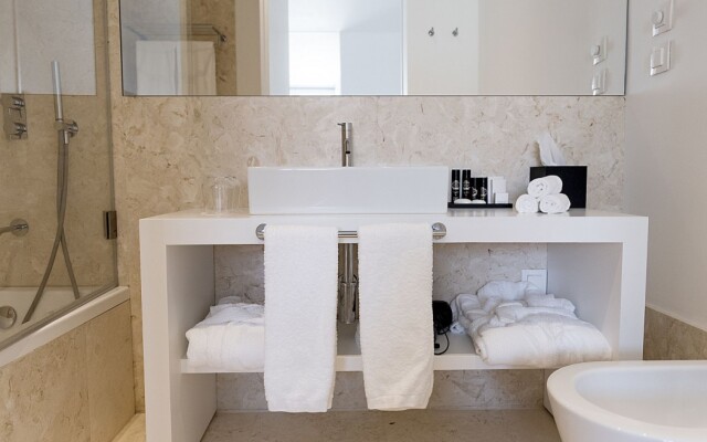 Chiado Apartments