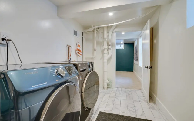 Spacious Minneapolis Home - 2 Mi to Downtown!