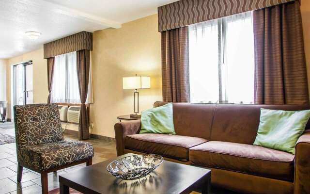 Quality Inn & Suites Ankeny - Des Moines