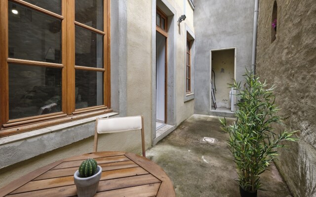 Un cocon avec terrasse en Bastide