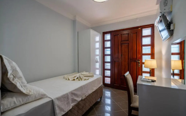 Sare Suites Beach Hotel