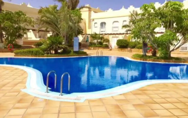Townhouse El Sultan, 6 Sleeps, Wi-Fi & Tv package
