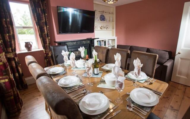 Withy Cottages