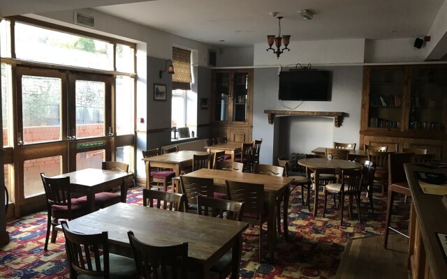 The Dillwyn Arms Hotel