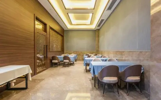 Ganzhou Wanjia International Hotel (Qili Ancient Town Resort Branch)