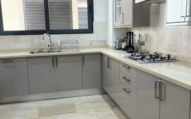 Premier Place Appt 1B