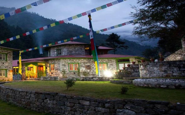 Yeti Mountain Home Phakding
