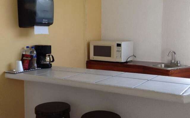 Condo Mir  By Trvl2Hm