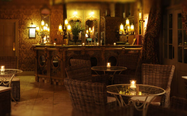 Coombe Abbey Hotel