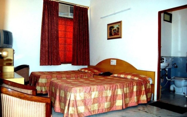 Madhuvan Hotel – Guest Rooms – Dausa