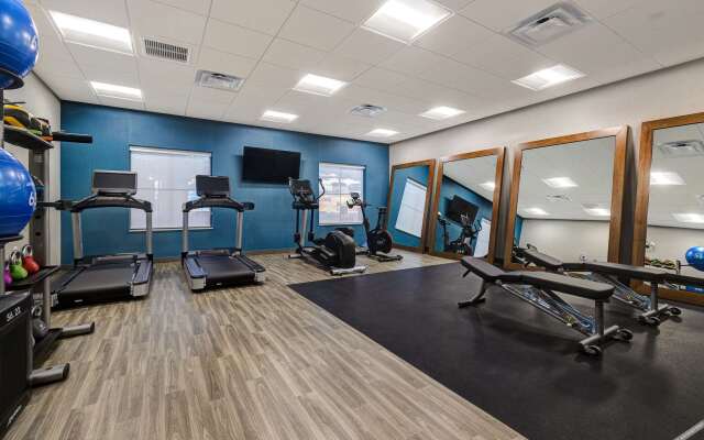 Hampton Inn & Suites Marina