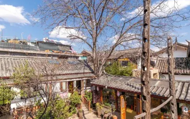 Yueshenghuo Inn
