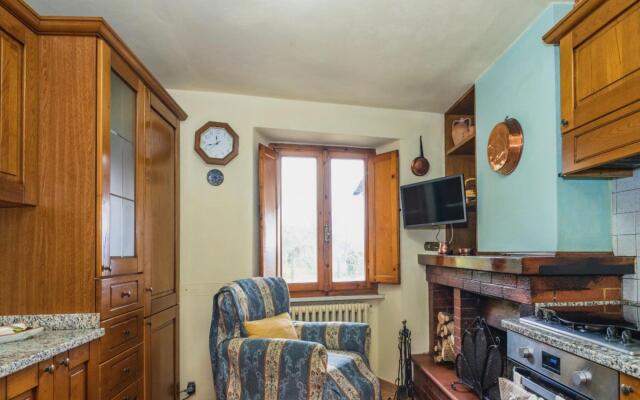 Cheerful holiday home in Poggio with private garden