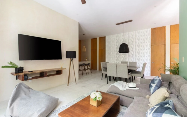Manor 5 By Lockey