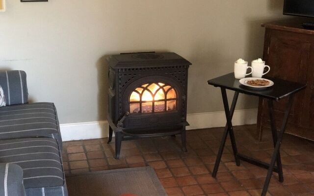 The Cottage @ 241 North