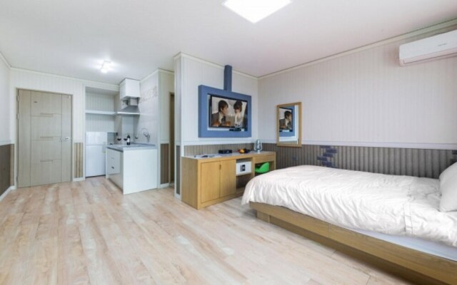 Pohang Blue Coral Pension