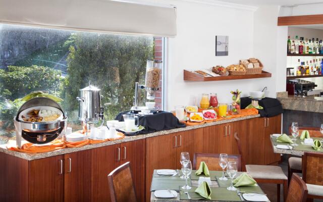Hotel Stubel Suites and Cafe
