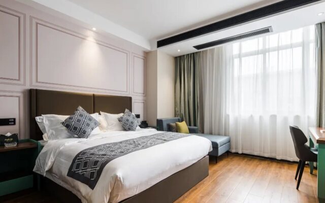 GEM Hotel Changzhou Xuejia'aoyuan North High-Speed Railway Station