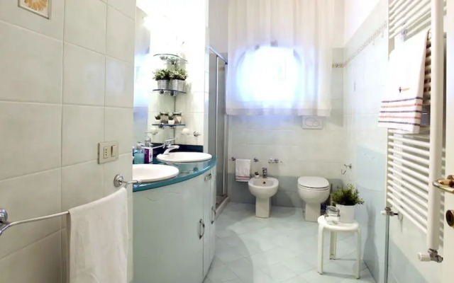 JOIVY Victorian House