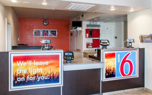 Motel 6 Kalispell, MT