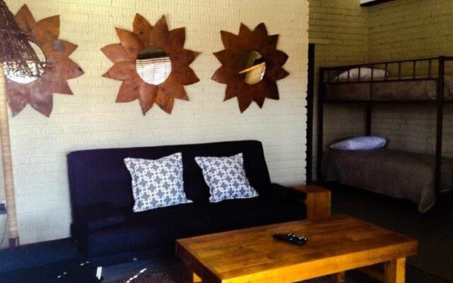 Reinheim River Chalets & Caravan Park