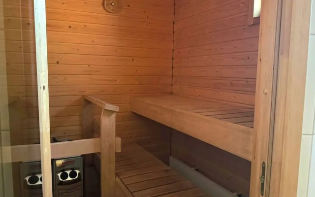 Room-cozy Double Bedroom in Espoo