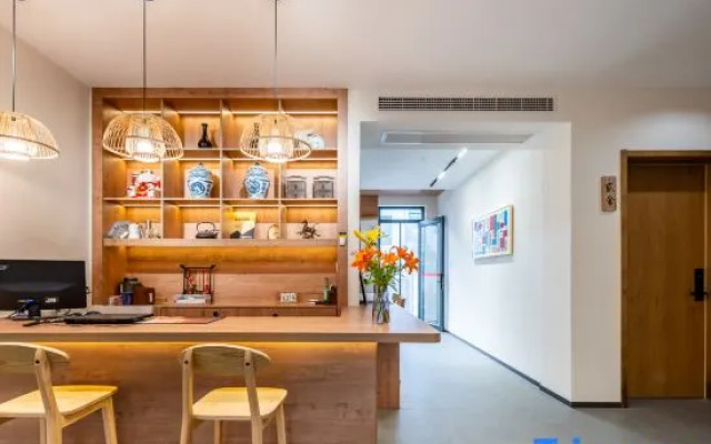 Wuyuan Jiushe B&B