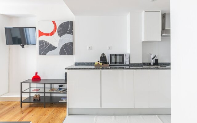 Apartment in the HEART of Bairro Alto