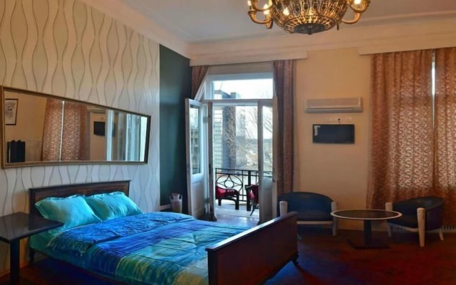 Хостел и апартаменты «Грибоедов»