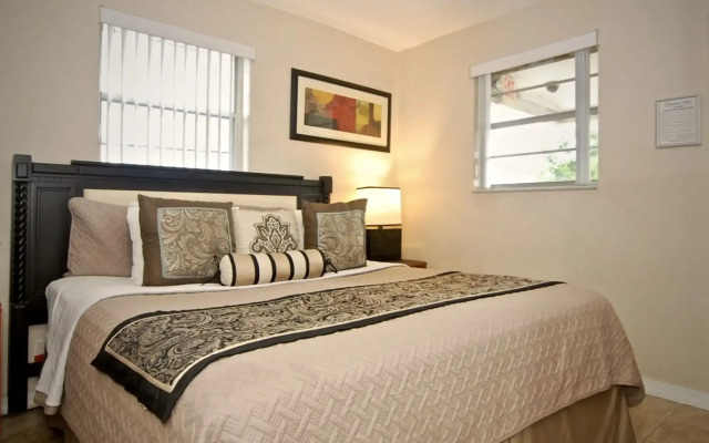 Sheridan Suites Apartments Hotel