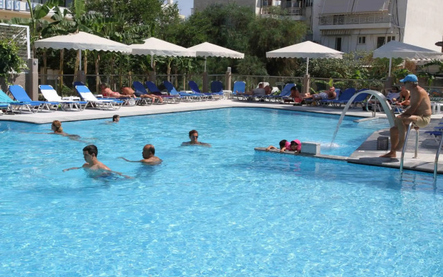 Astron Hotel