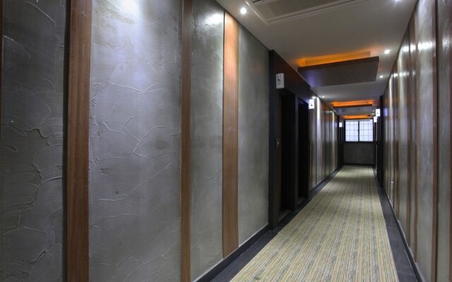 Hotel Page
