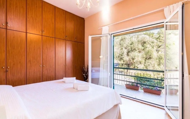 The Olive Grove Apartment by Konnect, Dasia