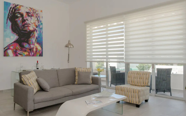 Marea-503 by Playa District