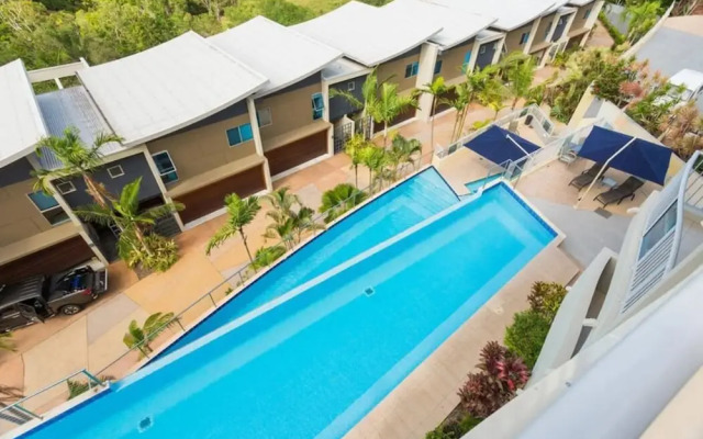 Grand Mercure Azure Sea Whitsundays