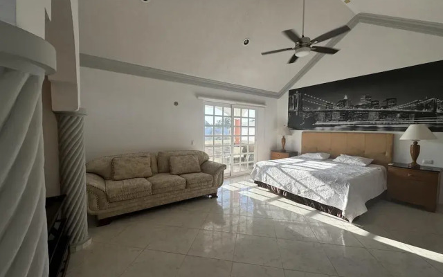 Hotel Zone Beach Villa