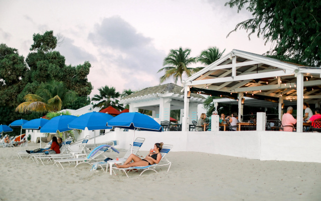 Sand Castle on the Beach - Adults Only