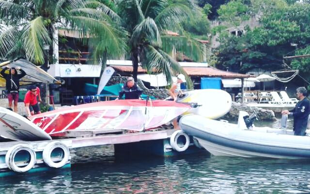 Porto Charitas Sailing Guest House