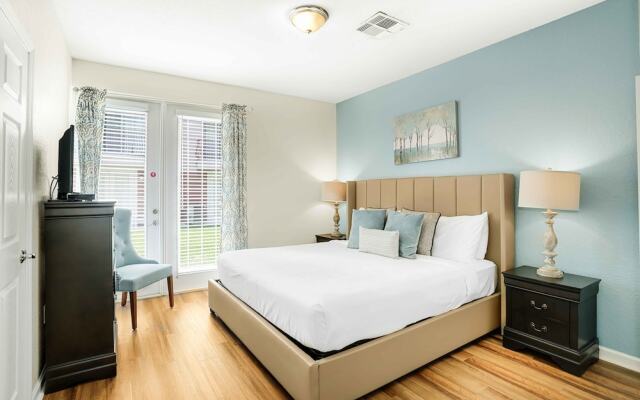 Spacious Townhome W/patio & Garage! Sleeps10