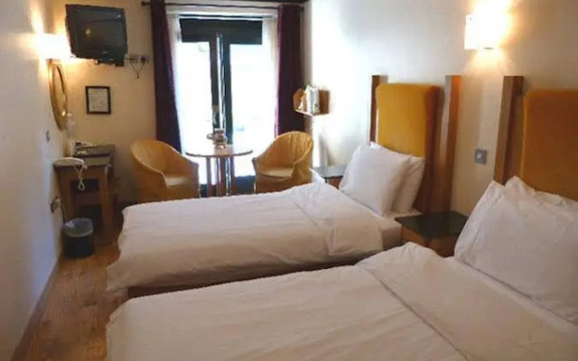 The Townhouse Hotel